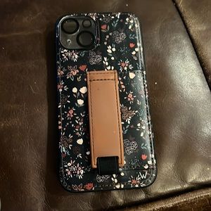 Walli iPhone 13 case